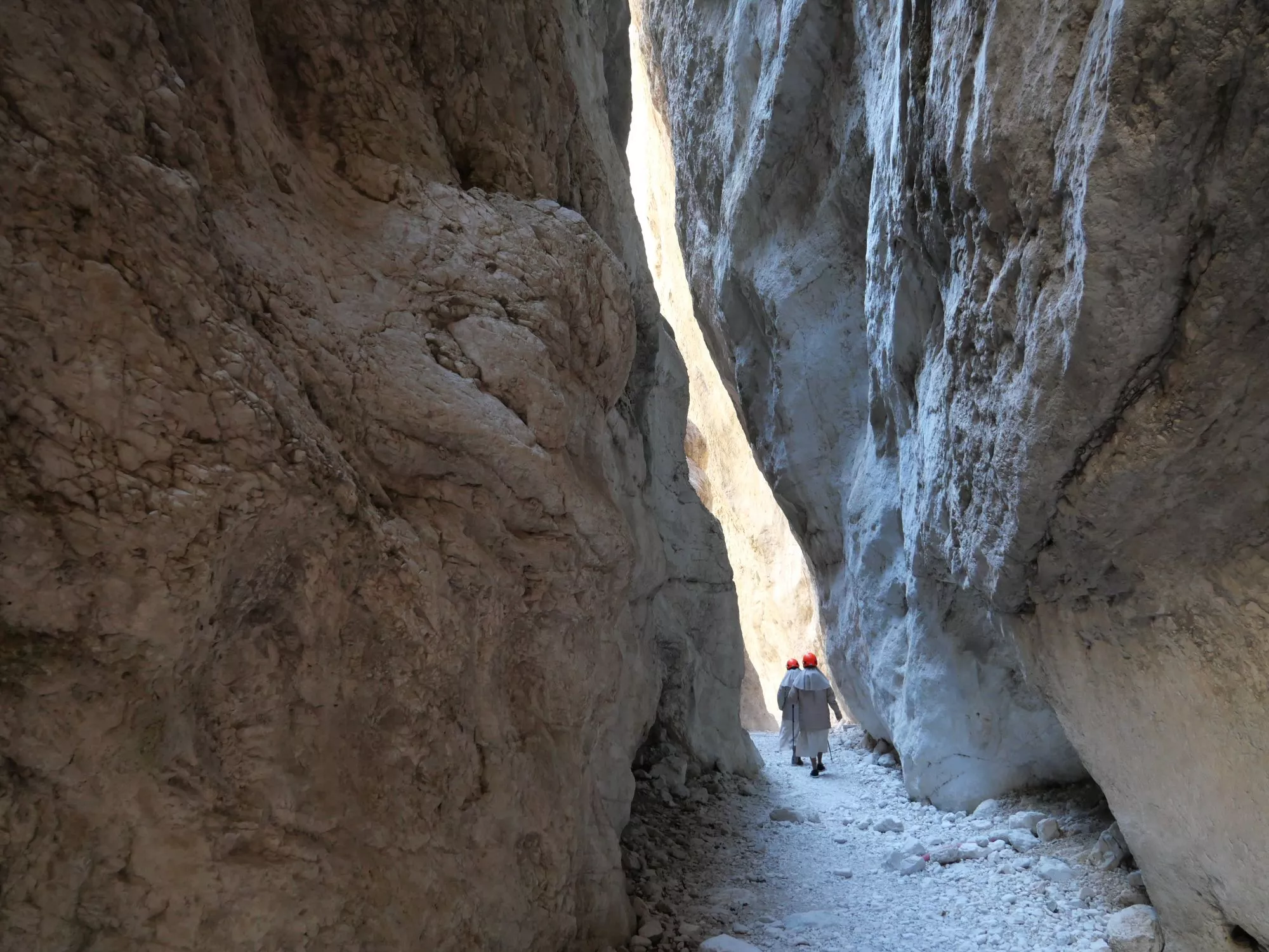Gole di Fara San Martino, Abbazia di San Martino in Valle, canyon abruzzese
